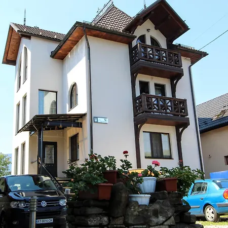 бесаги Apartment *